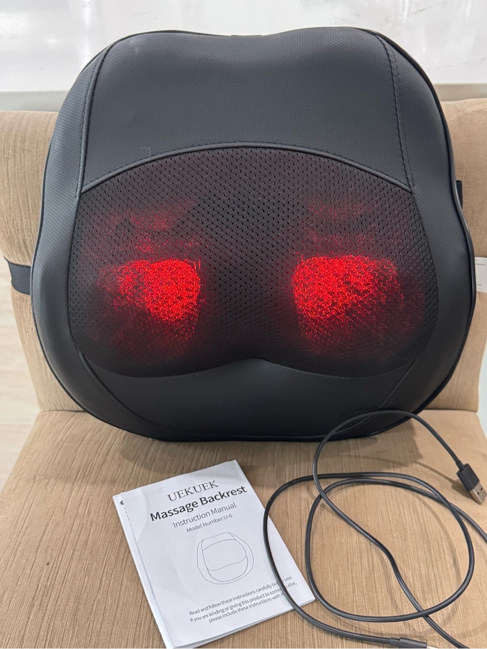 UEKUKE Black Shiatsu Massage Backrest with Red Heat Lights. NEW